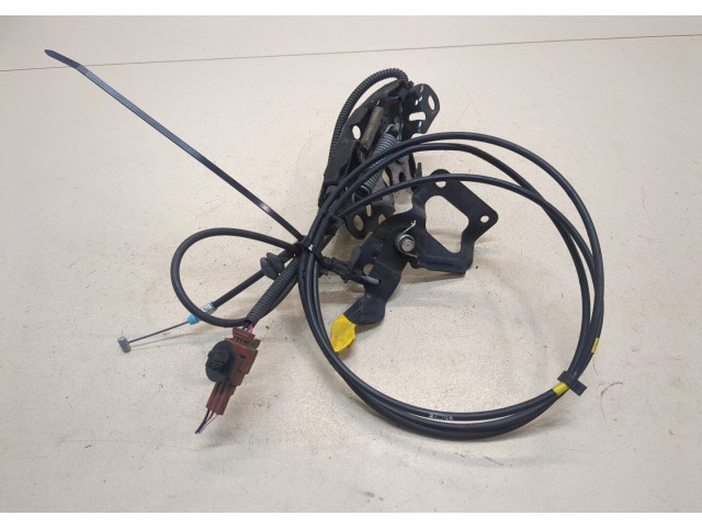 Замок капота Nissan Rogue 2014-2020