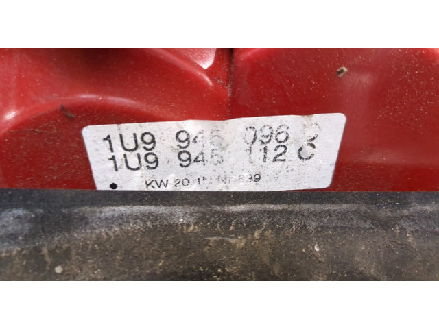 Задний фонарь          