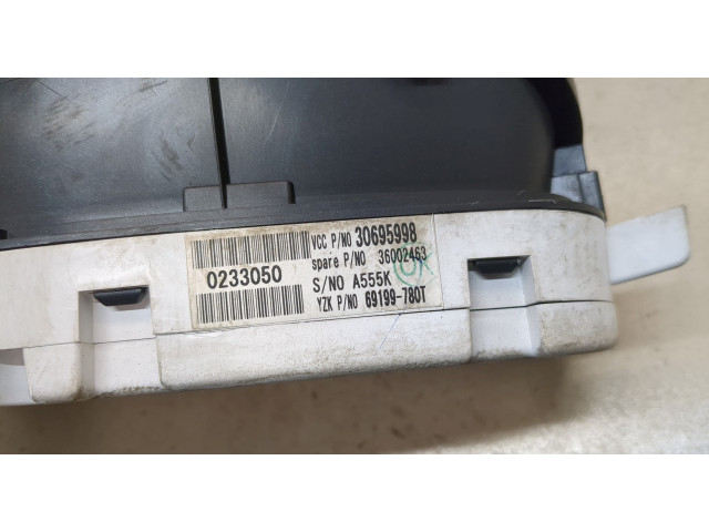 Панель приборов  Volvo C30 2006-2010            