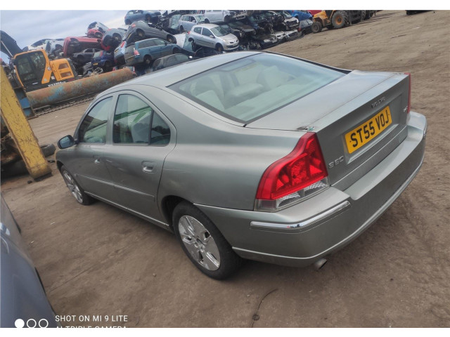 Стартер  Volvo S60 2000-2009 2.4  36050276   