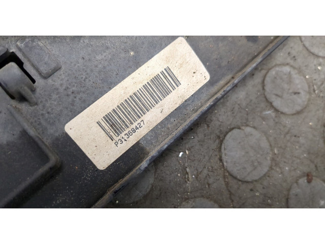 Вентилятор радиатора  Volvo S60 2010-2018           