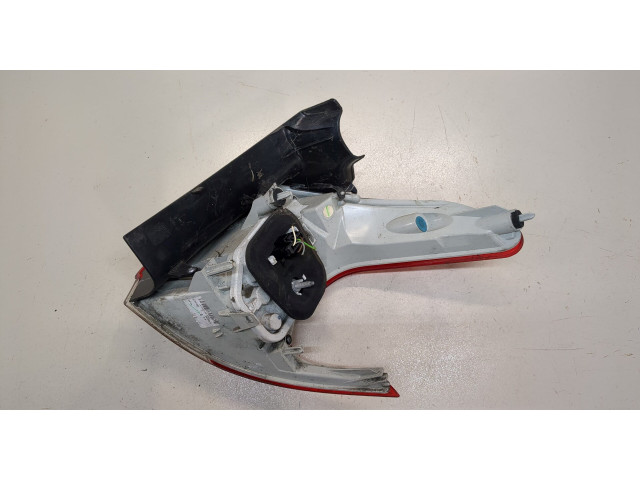 Задний фонарь