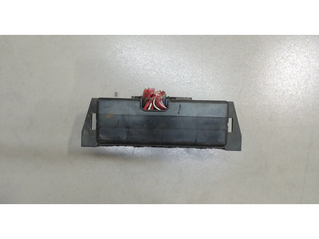 Pojistková skříňka Tesla S