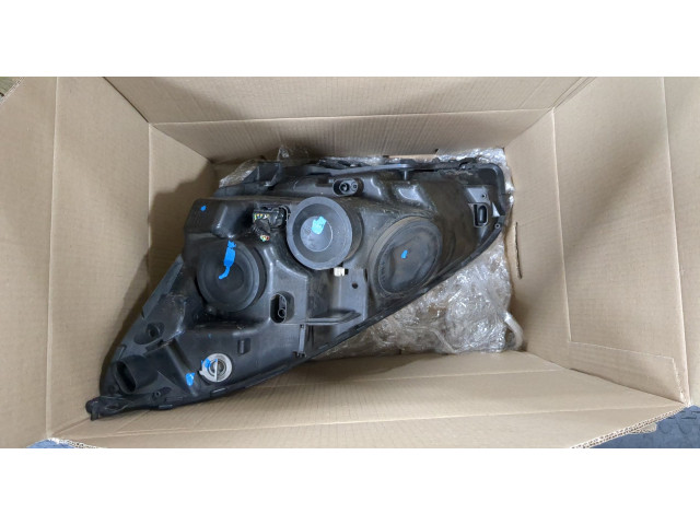 Фара передняя  Citroen C4 Grand Picasso 2006-2013 правая 