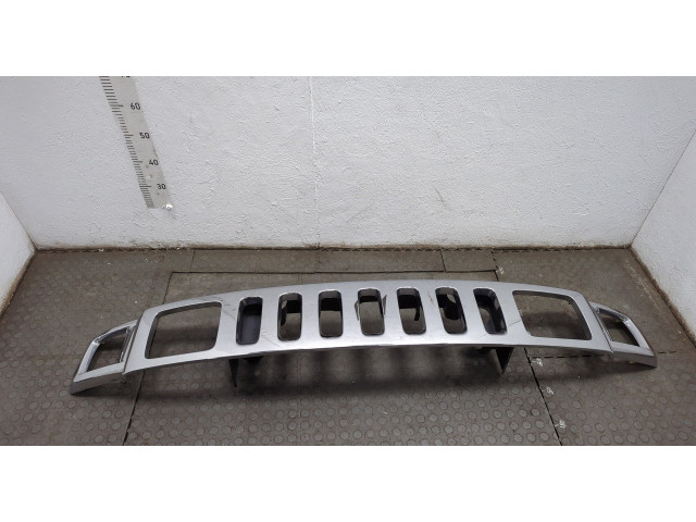 Решетка радиатора Hummer H3