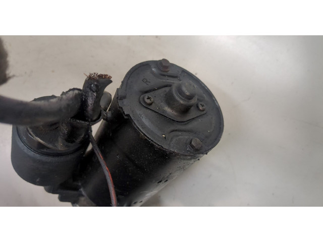 Стартер  Volkswagen Passat 5 2000-2005 2.5     