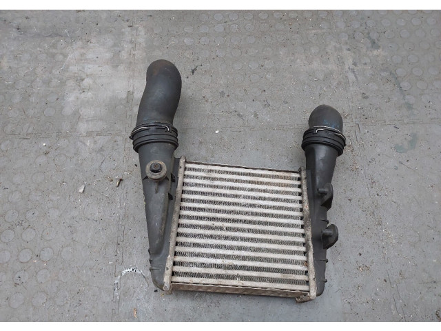 Интеркулер  Volkswagen Passat 5 2000-2005       