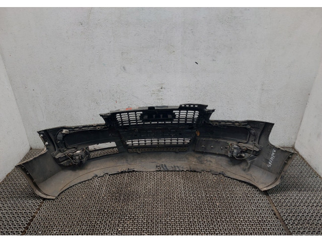 Бампер  Audi A4 (B7) 2005-2007 передний     8E0807105