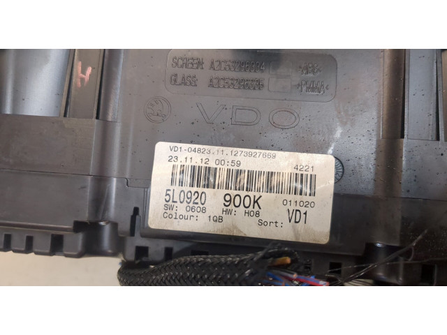 Панель приборов Skoda Yeti 2009-2014 1.6 Дизель