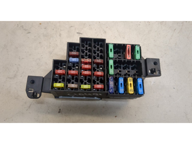 Блок предохранителей Dacia Logan 2004-2012