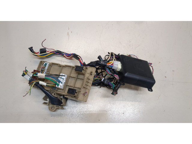 Блок предохранителей  Subaru Tribeca (B9) 2007-2014         