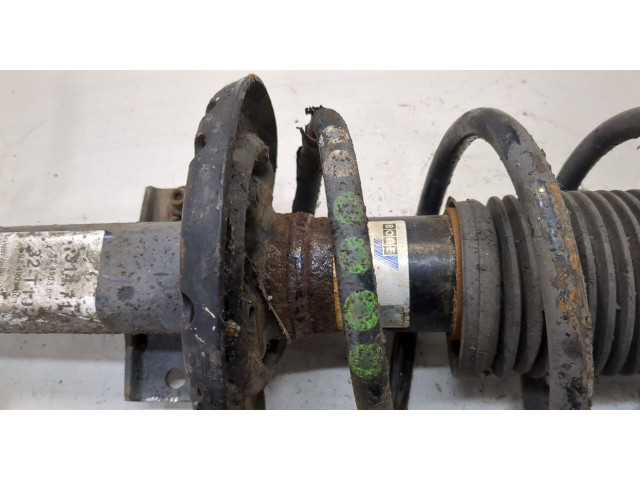 Стойка амортизатора  Skoda Rapid      