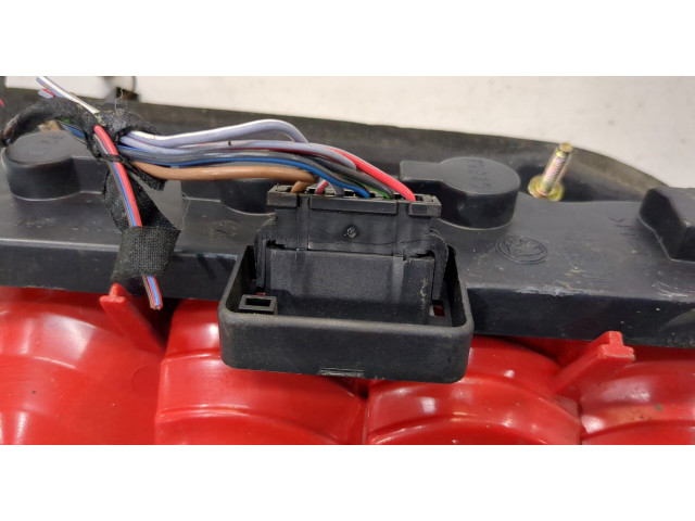 Задний фонарь          