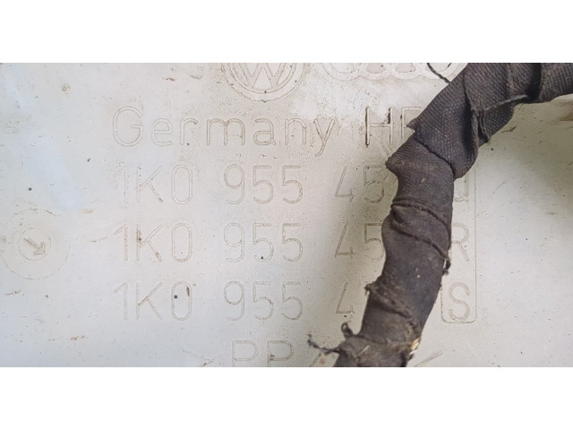 Бачок омывателя Volkswagen Golf 6 2009-2012