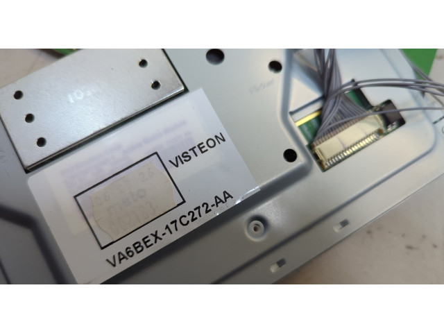 Дисплей мультимедиа  Volvo XC90 2002-2014        