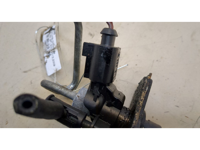 Форсунка топливная  Audi A3 (8P) 2003-2013    03L130277, 0445116030     