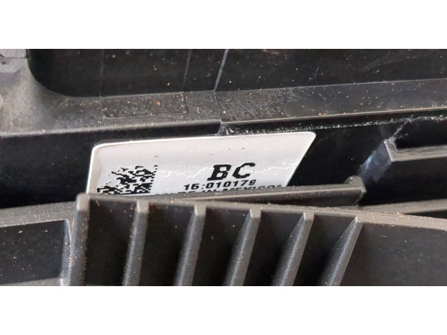 Блок предохранителей  Lincoln MKZ 2016-2020         