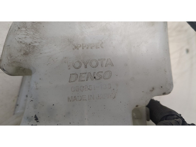 Бачок омывателя  Lexus IS 2005-2013 060851138   