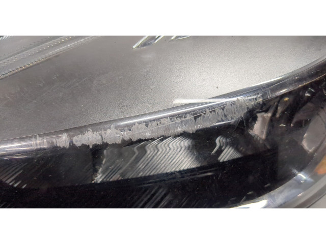 Фара передняя  Ford Escape 2015-2019 левая 