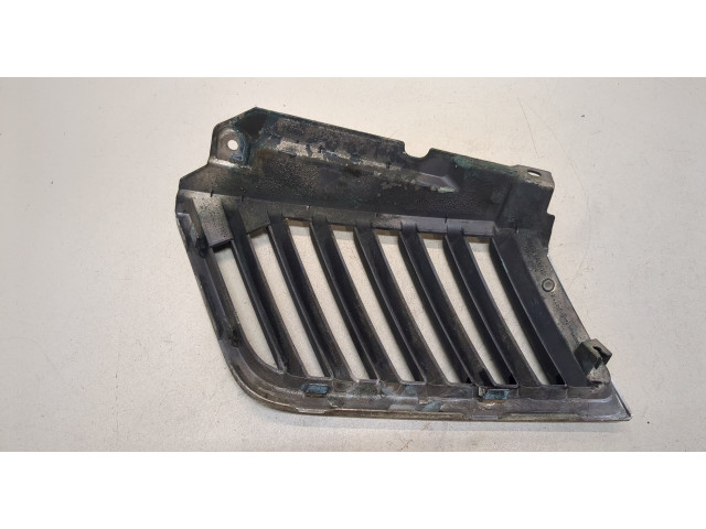 Решетка радиатора  Mitsubishi L200 2006-2015          