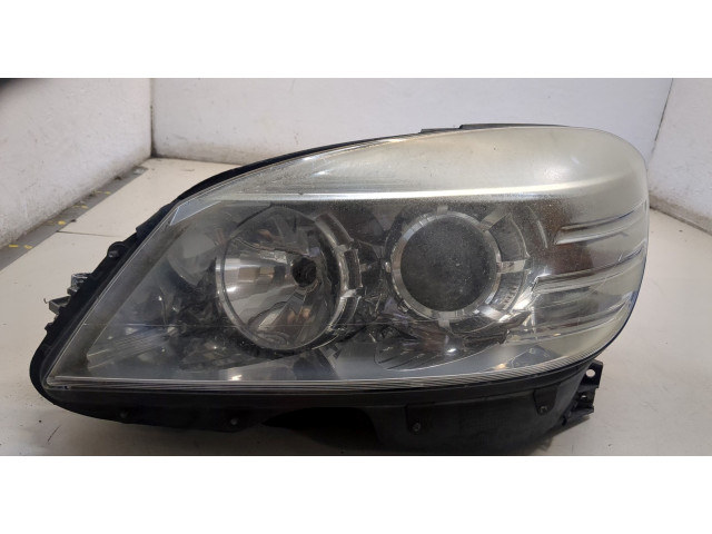 Фара передняя Mercedes C W204 2006-2015 левая