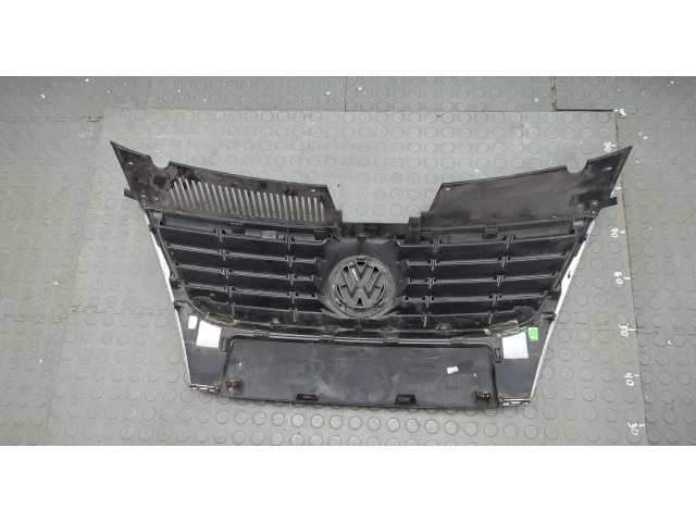 Решетка радиатора Volkswagen Passat 6 2005-2010 3C0853651AD