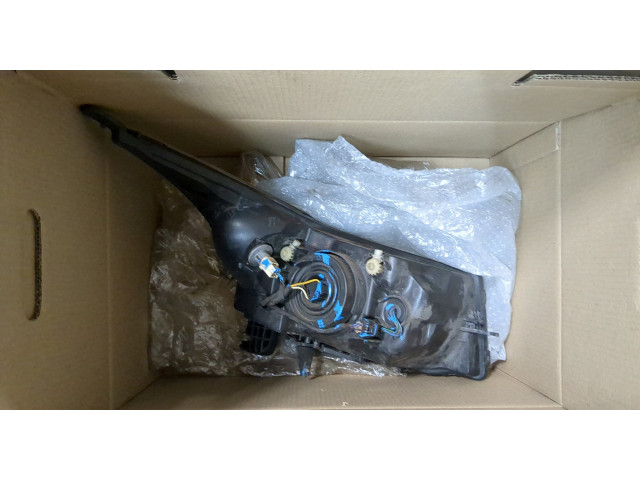 Фара передняя  Chevrolet Cruze 2009-2015 левая 