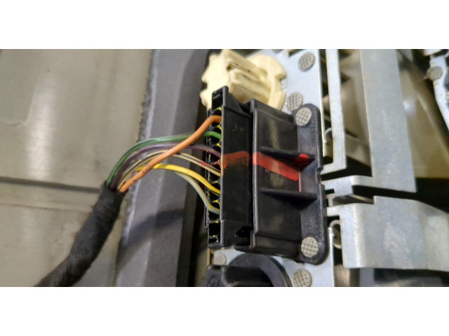 Задний фонарь          