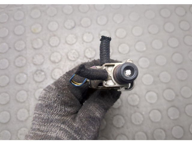 Форсунка топливная  Mercedes C W204 2006-2015    A6460700987, EJBR04201D     