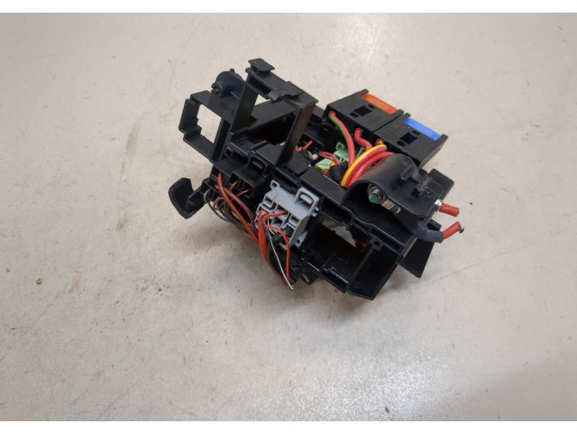 Блок предохранителей Audi A7 2010-2014