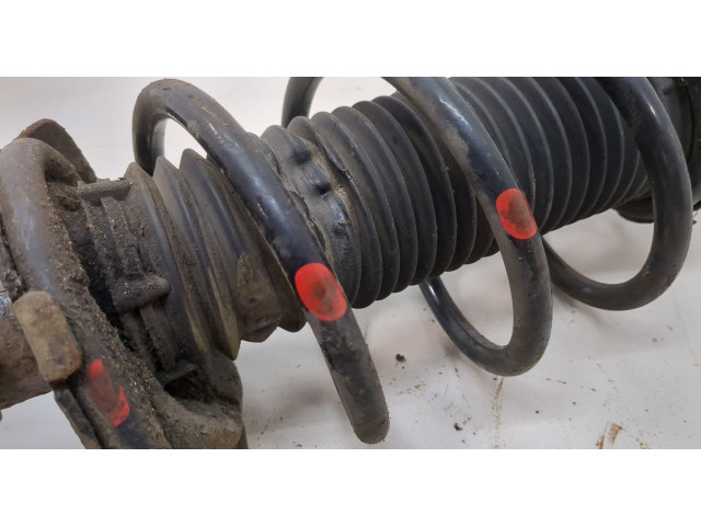 Стойка амортизатора Volvo S40 2004-