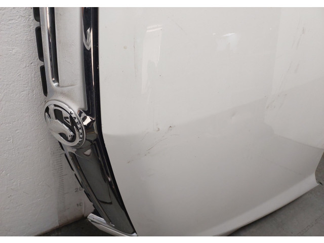 Решетка радиатора  Opel Antara          