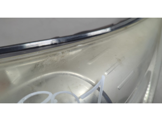 Фара передняя  Toyota Avensis 3 2008-2018 левая 