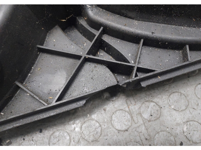 Вентилятор радиатора  Audi A8 (D3) 2007-2010           