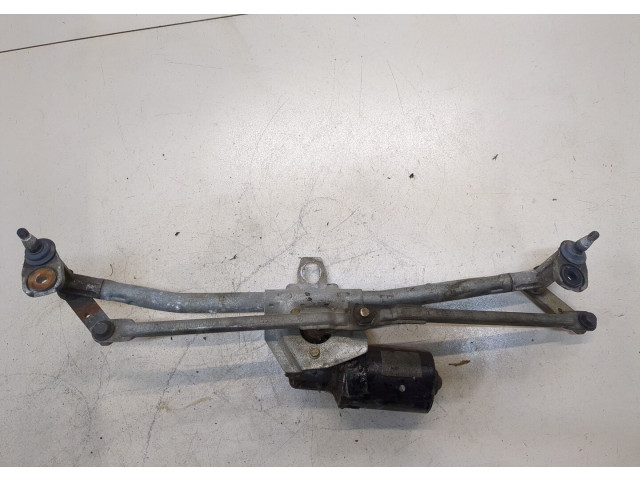 Двигатель стеклоочистителя (моторчик дворников) передний  Volkswagen Golf 4 1997-2005      