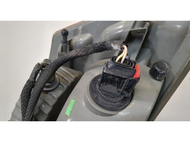 Задний фонарь          