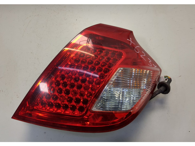 Задний фонарь          