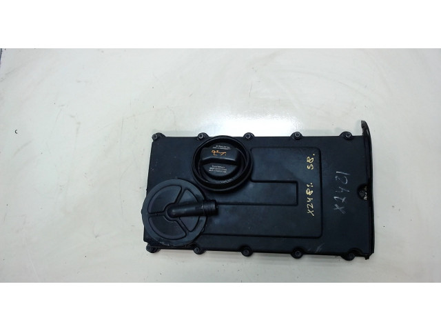 Клапанная крышка двигателя ДВС Jeep Patriot 2007-2010 68001294AA