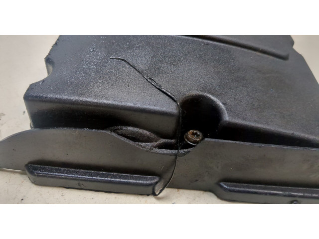 Клапанная крышка двигателя ДВС Mitsubishi Outlander XL 2006-2012