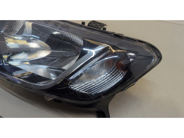 Фара передняя  Dacia Sandero 2013-2020 левая 