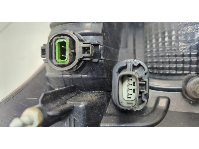 Задний фонарь     BB5Z13404C     