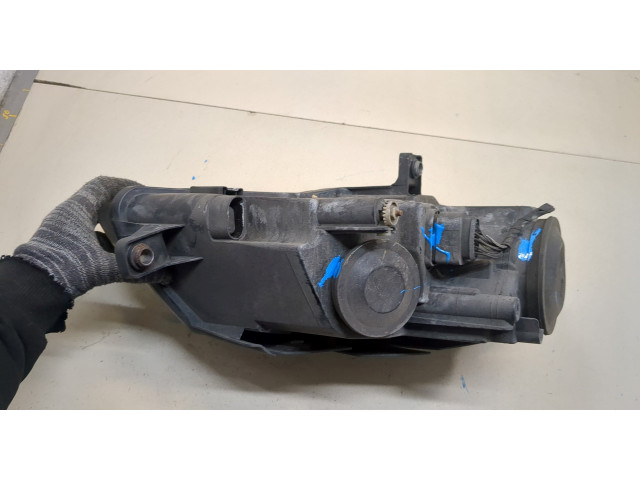 Фара передняя  Volkswagen Passat 6 2005-2010 левая 