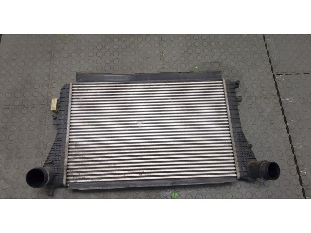 Интеркулер  Volkswagen Passat 7 2010-2015 Европа       