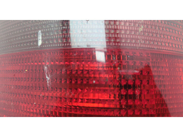 Задний фонарь          