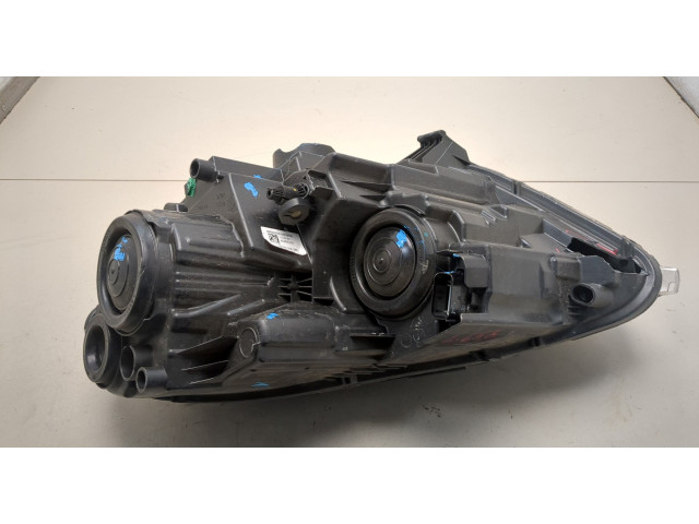 Фара передняя Ford EcoSport 2017-2023 правая