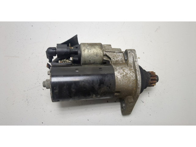 Стартер  Skoda Yeti 2009-2018      