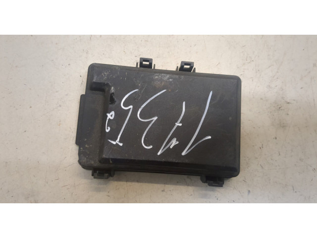 Крышка блока предохранителей  Acura MDX 2007-2013         