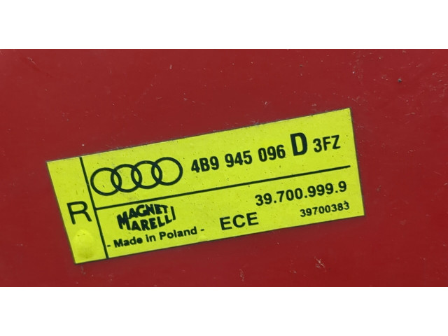 Задний фонарь