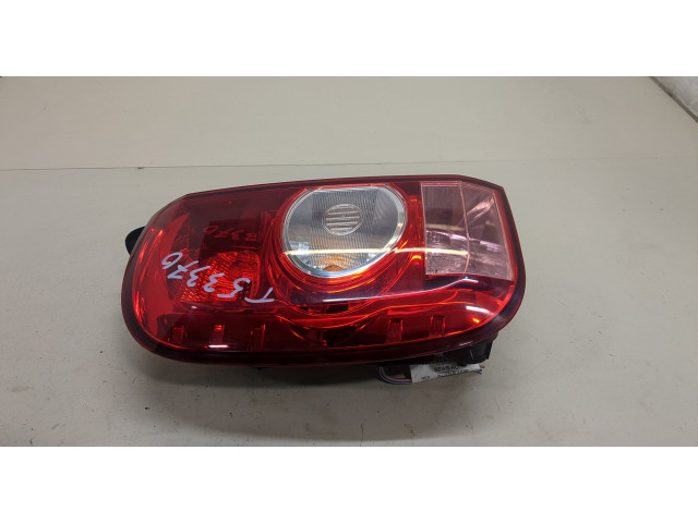 Задний фонарь          