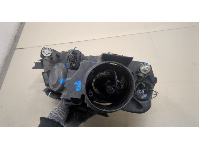 Фара передняя Volkswagen Passat 6 2005-2010 левая